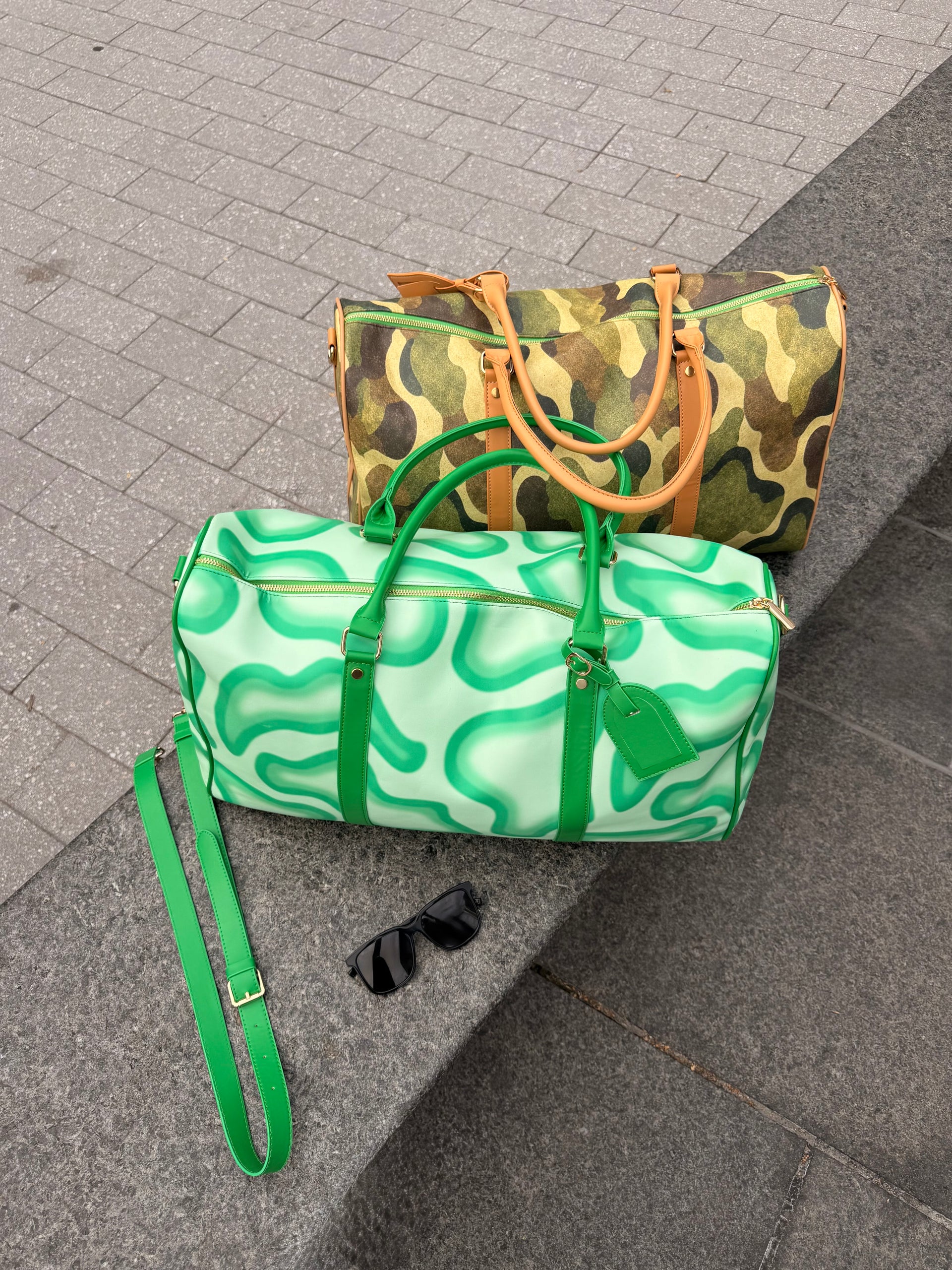 Heat Signature Duffel Bags